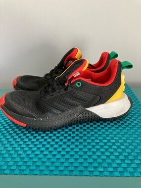 Adidas Sport DNA x Lego Big Kids Shoes Black Red Yellow Green Size 6